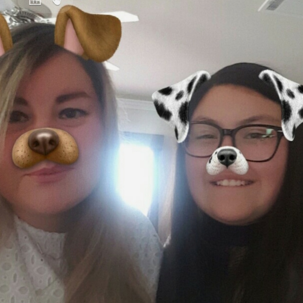 Meet your Posher, Perla